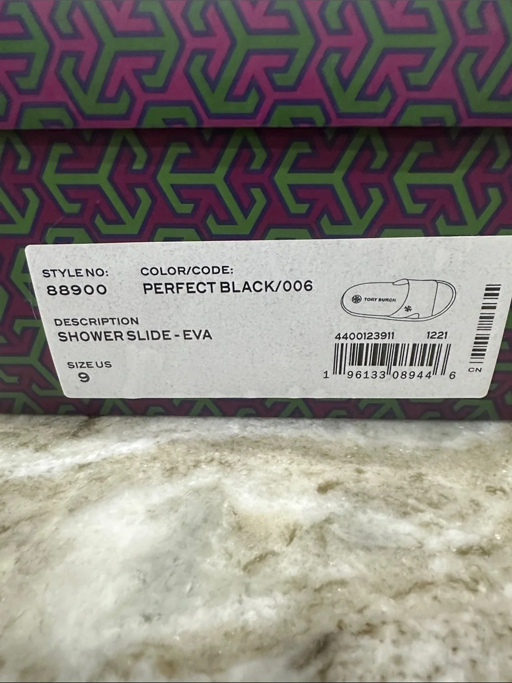 New! Authentic Tory Burch Black Shower Slide Sandals size women’s 9